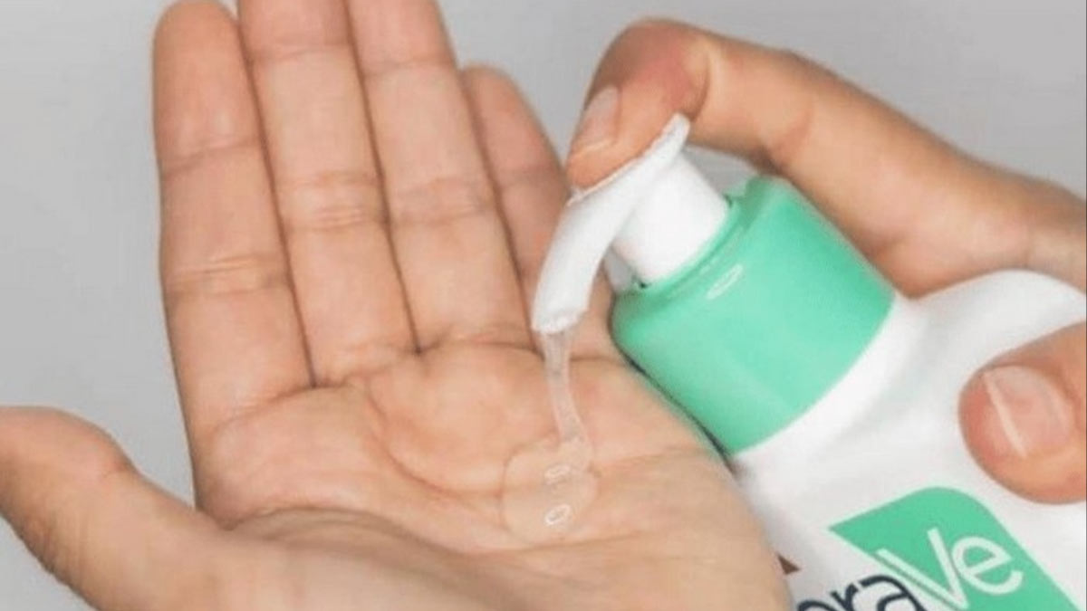 راهنمای استفاده از شوینده سراوی برای پوست چرب