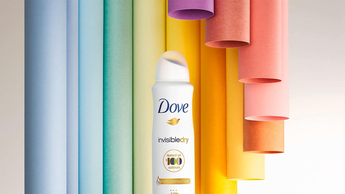 روش استفاده از اسپری ضد تعریق داو