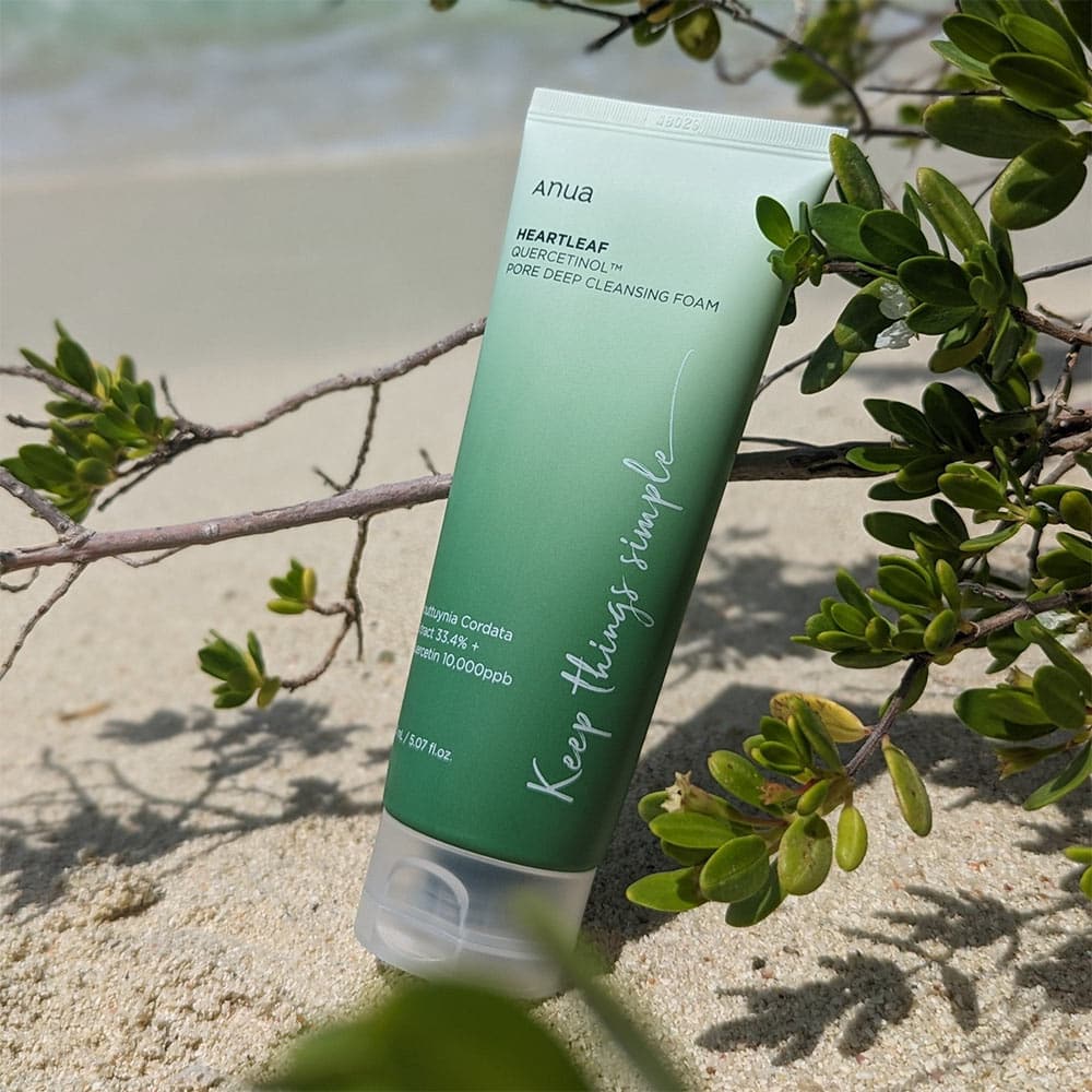 فوم پاککننده عمیق منافذ برای پوستی صاف و بدون جوش